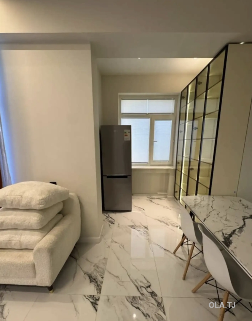 3 комнатная квартира, 16 этаж, 90 м²