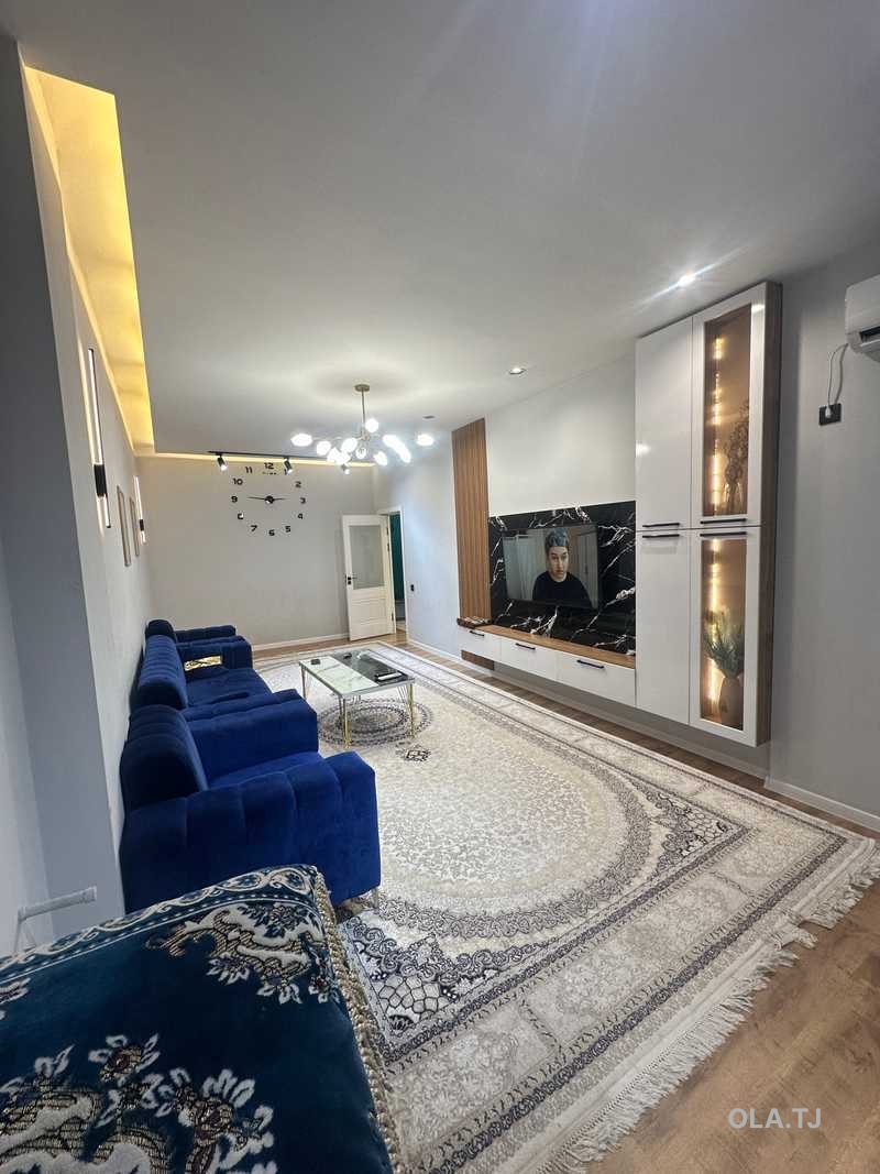 2 комнатная квартира, 10 этаж, 70 м²