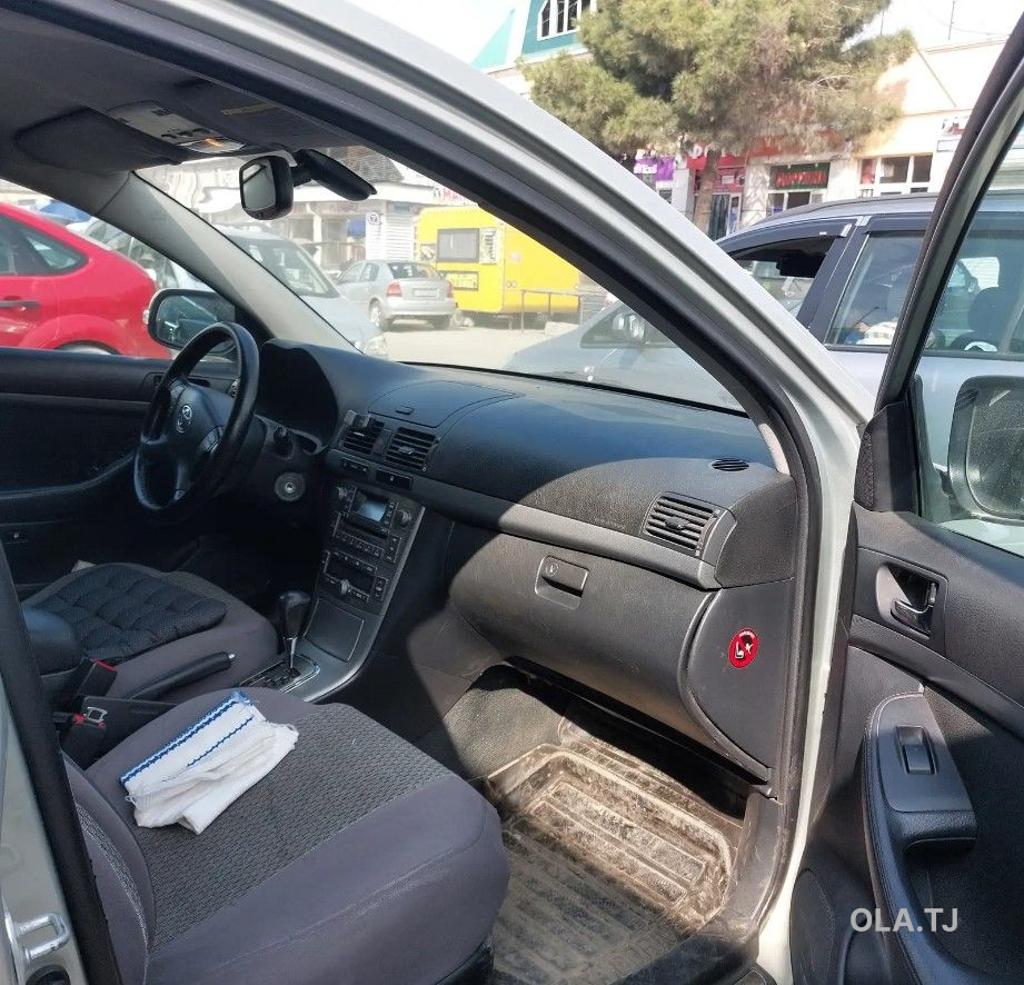 Toyota Avensis,  2008