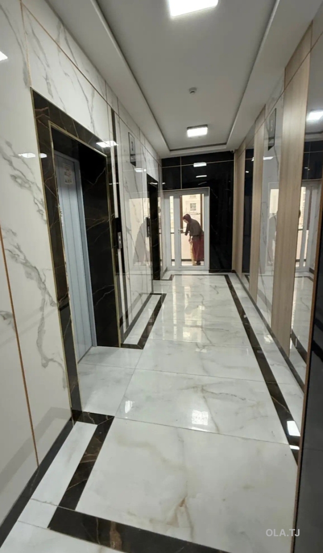 3 комнатная квартира, 9 этаж, 126 м²