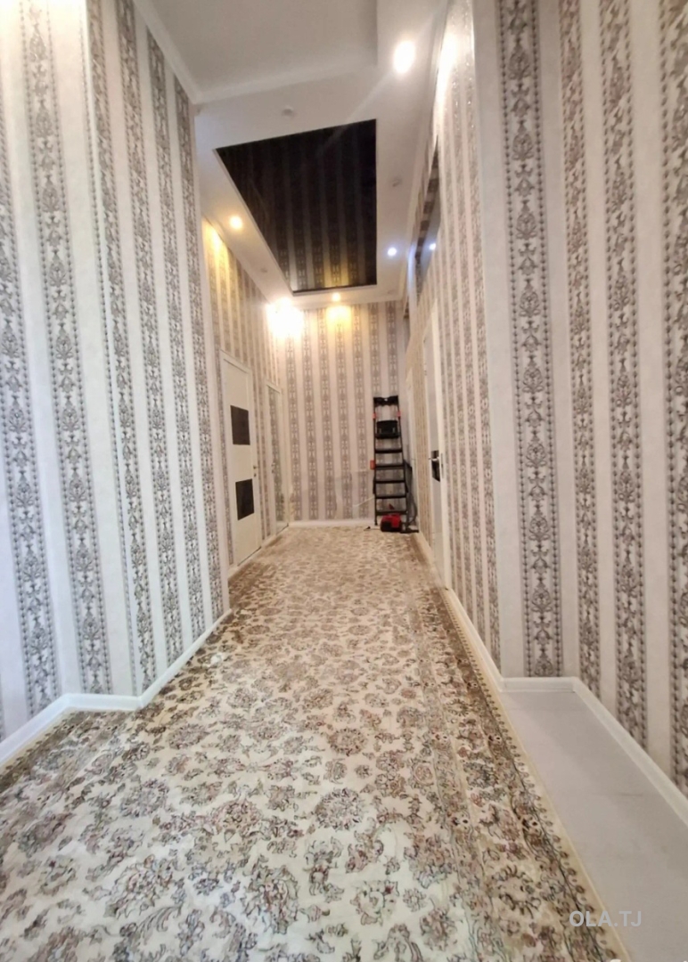 4 комнатная квартира, 1 этаж, 130 м²