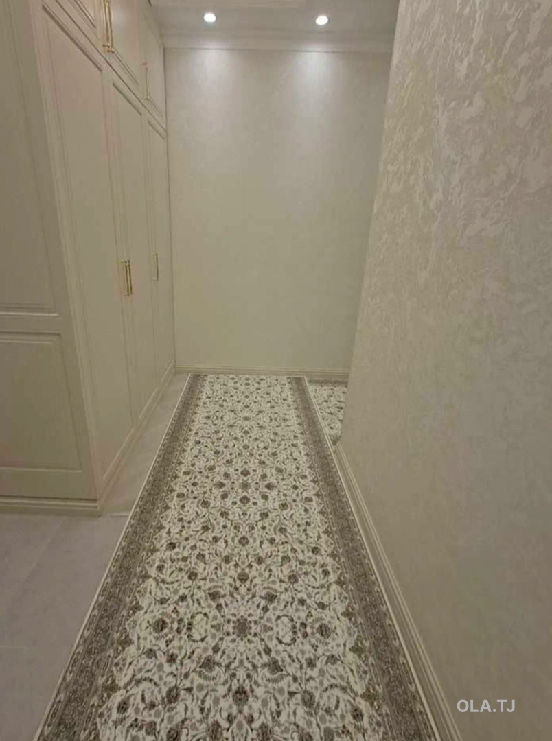 6 комнатная квартира, 8 этаж, 190 м²