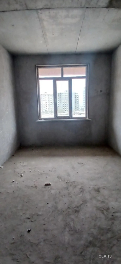 2 комнатная квартира, Цокольный этаж, 63 м²