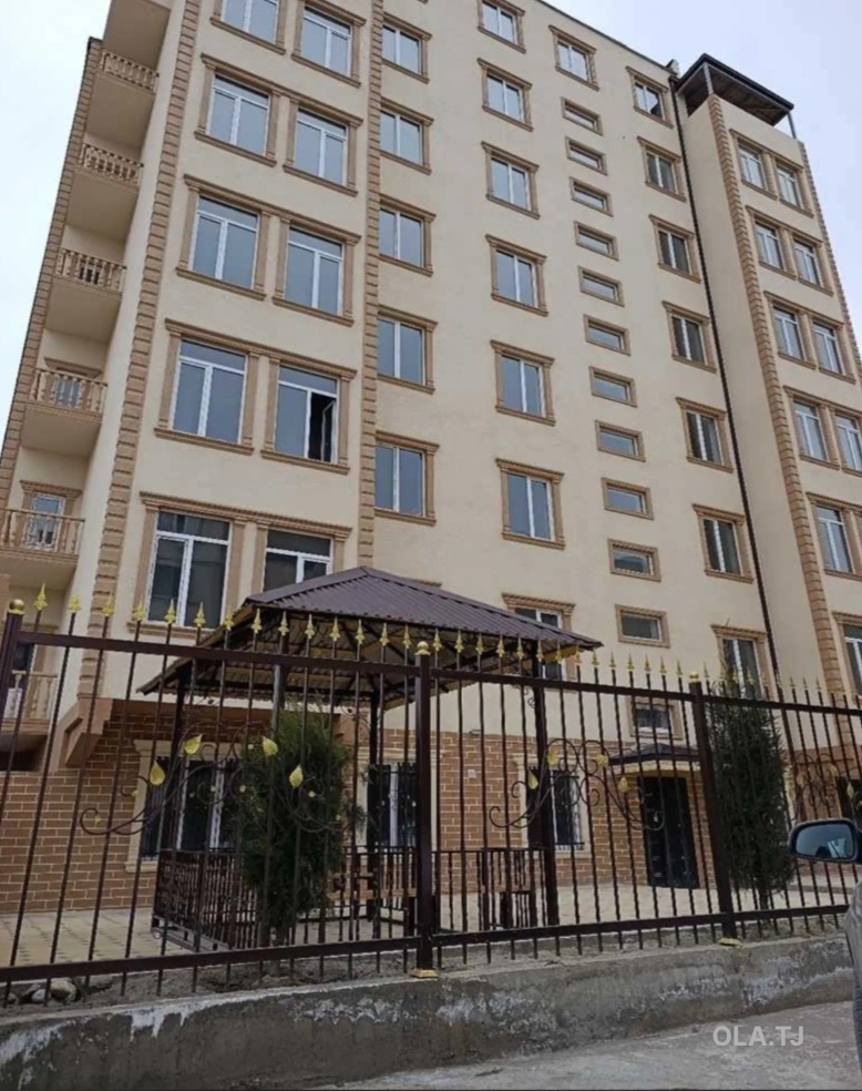 3 комнатная квартира, 2 этаж, 90 м²