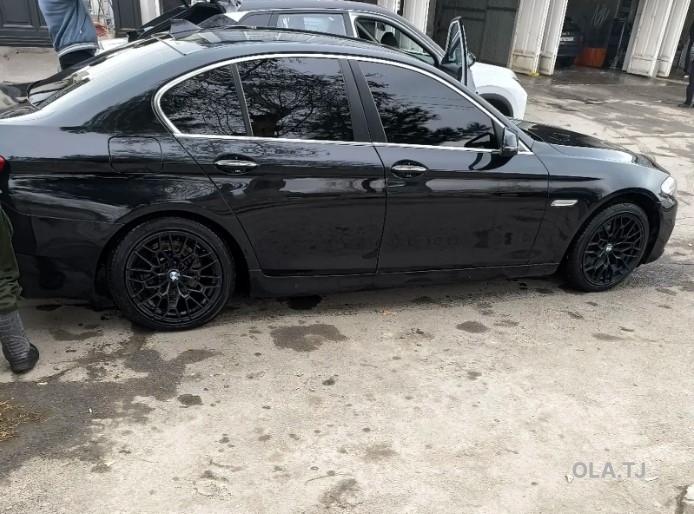 BMW 5 серия,  2016