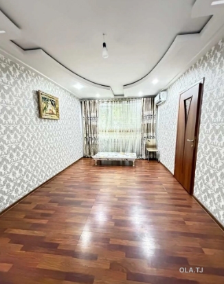 3 комнатная квартира, 2 этаж, 80 м²