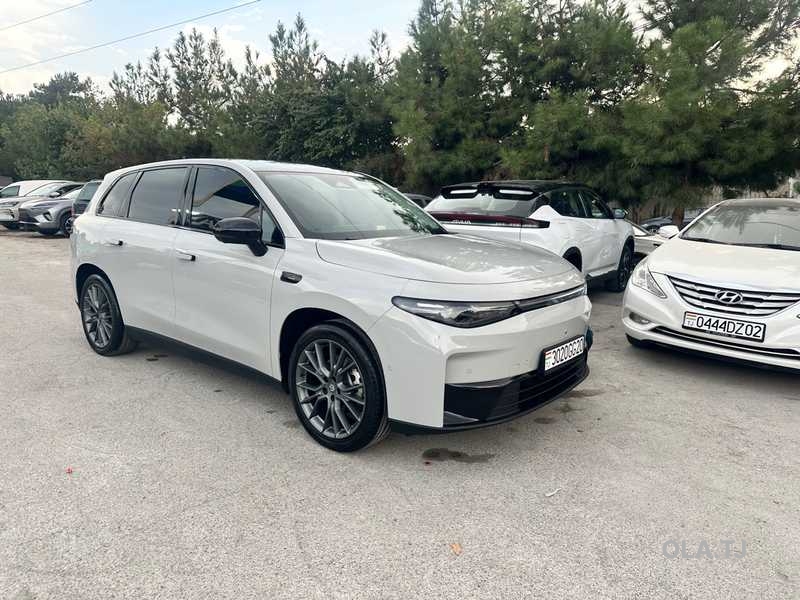 Leapmotor C10,  2025