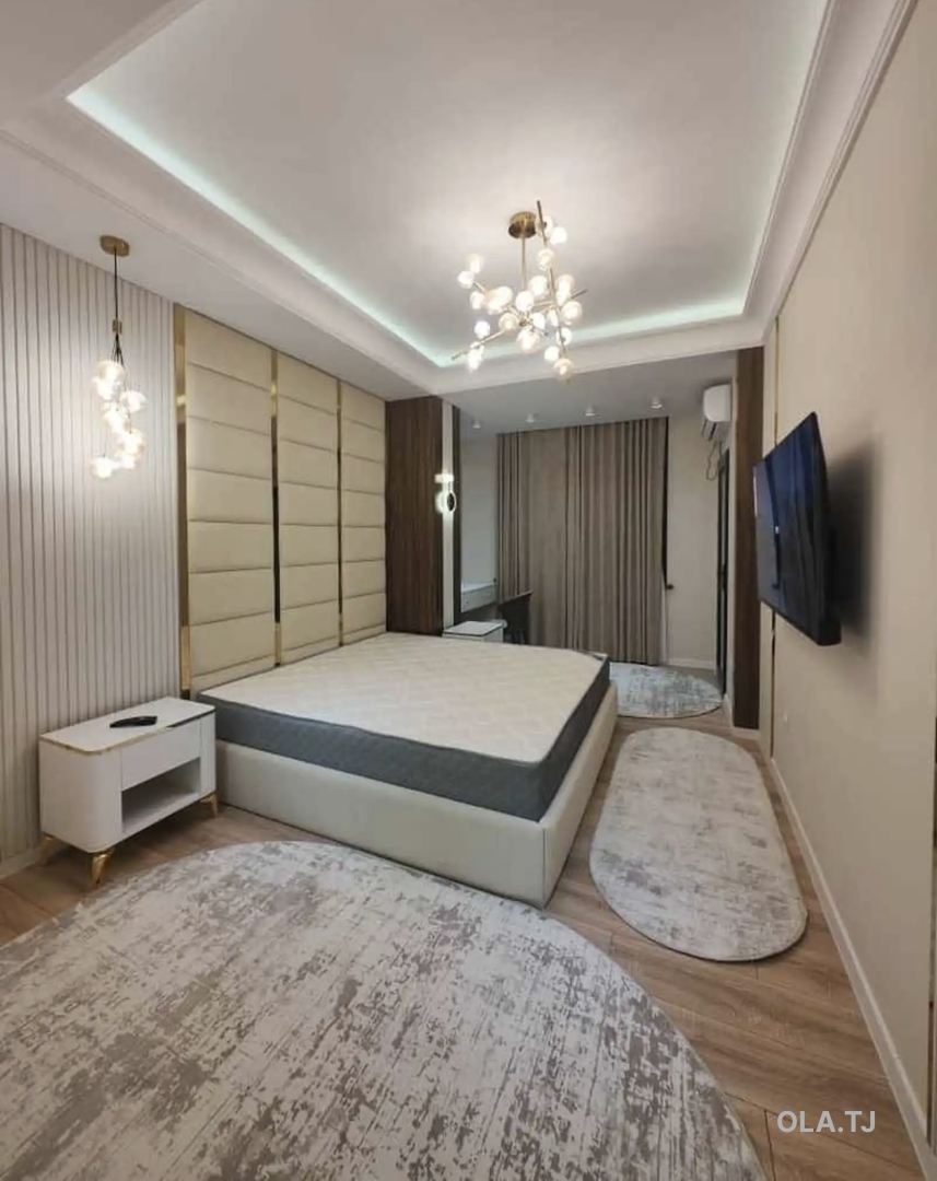 3 комнатная квартира, 8 этаж, 125 м²