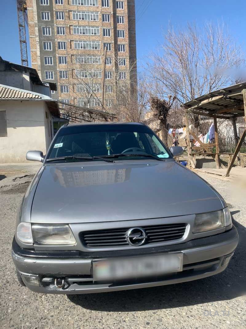 Opel Astra F,  1995