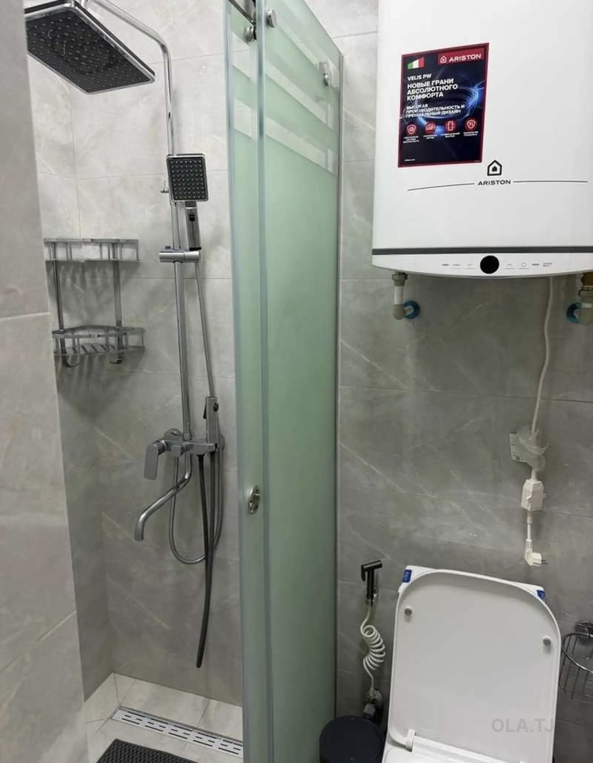5 комнатная квартира, 4 этаж, 220 м²