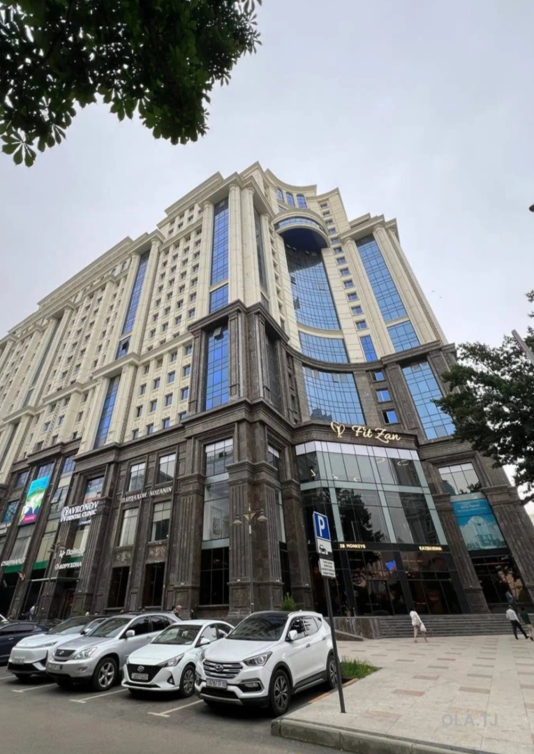 3 комнатная квартира, 6 этаж, 135 м²