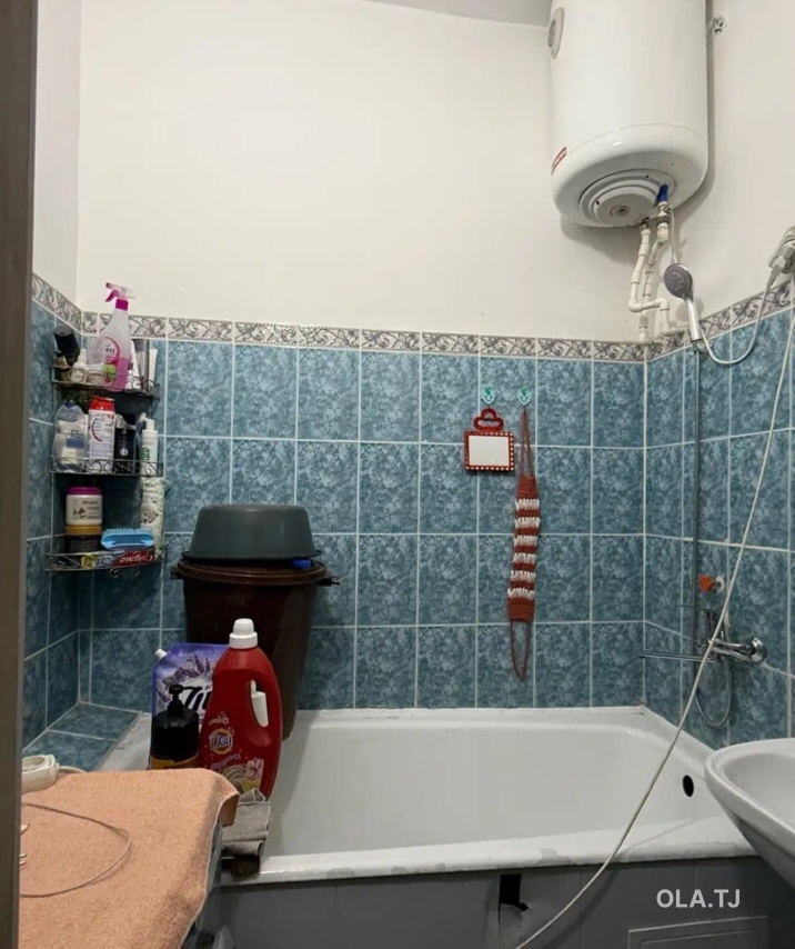 3 комнатная квартира, 9 этаж, 70 м²