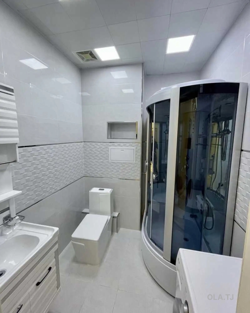 3 комнатная квартира, 5 этаж, 105 м²