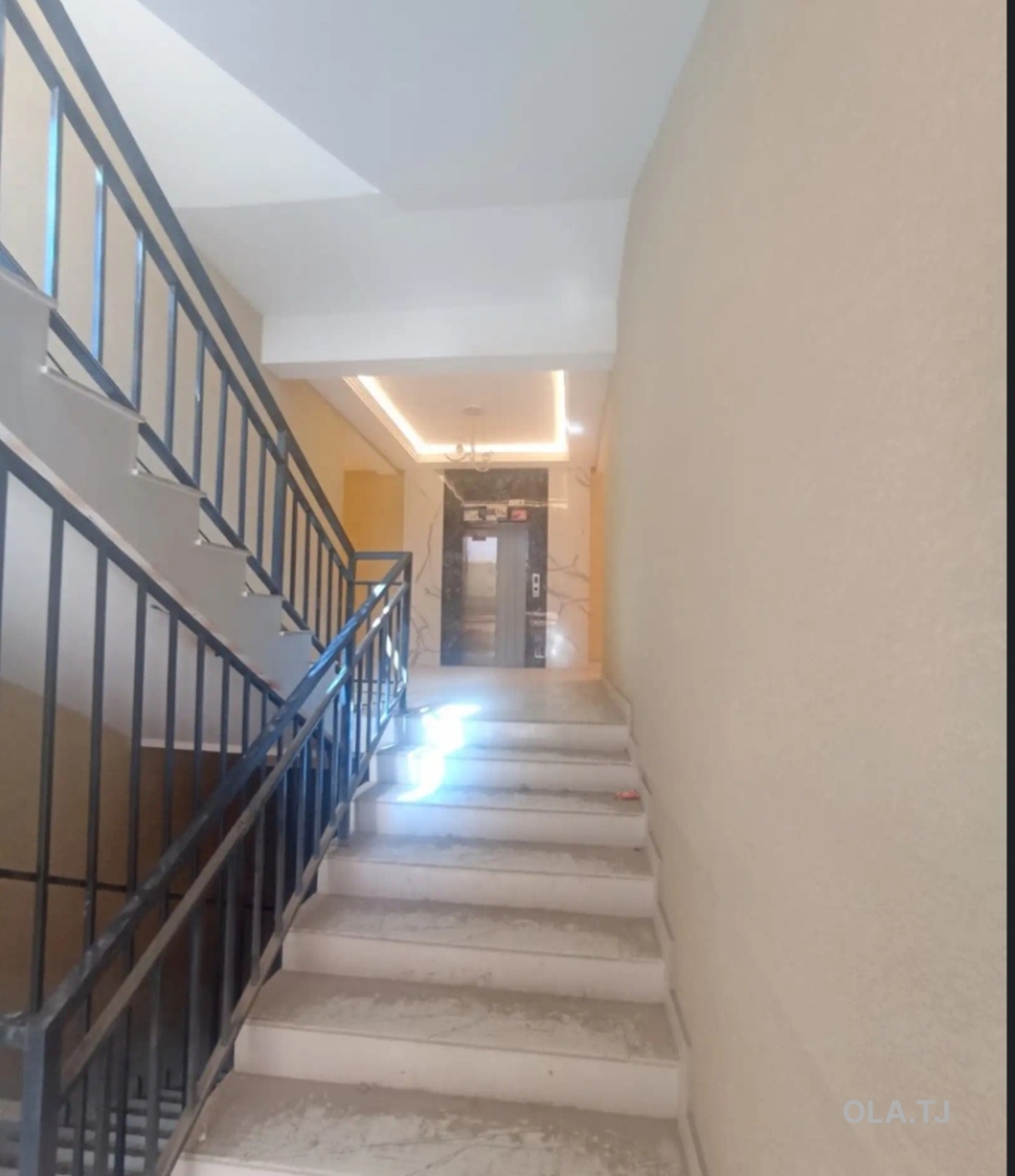 2 комнатная квартира, 9 этаж, 58 м²