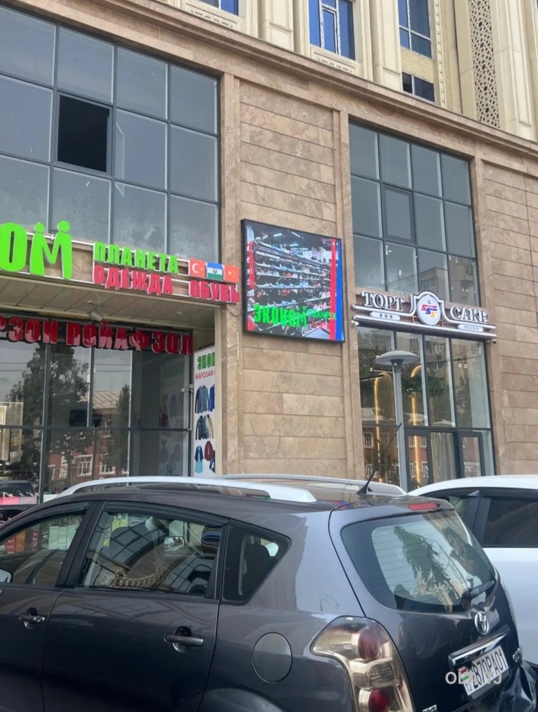 Помещение под магазин / салон, 137м², шохмансур, поворот аэропорт
