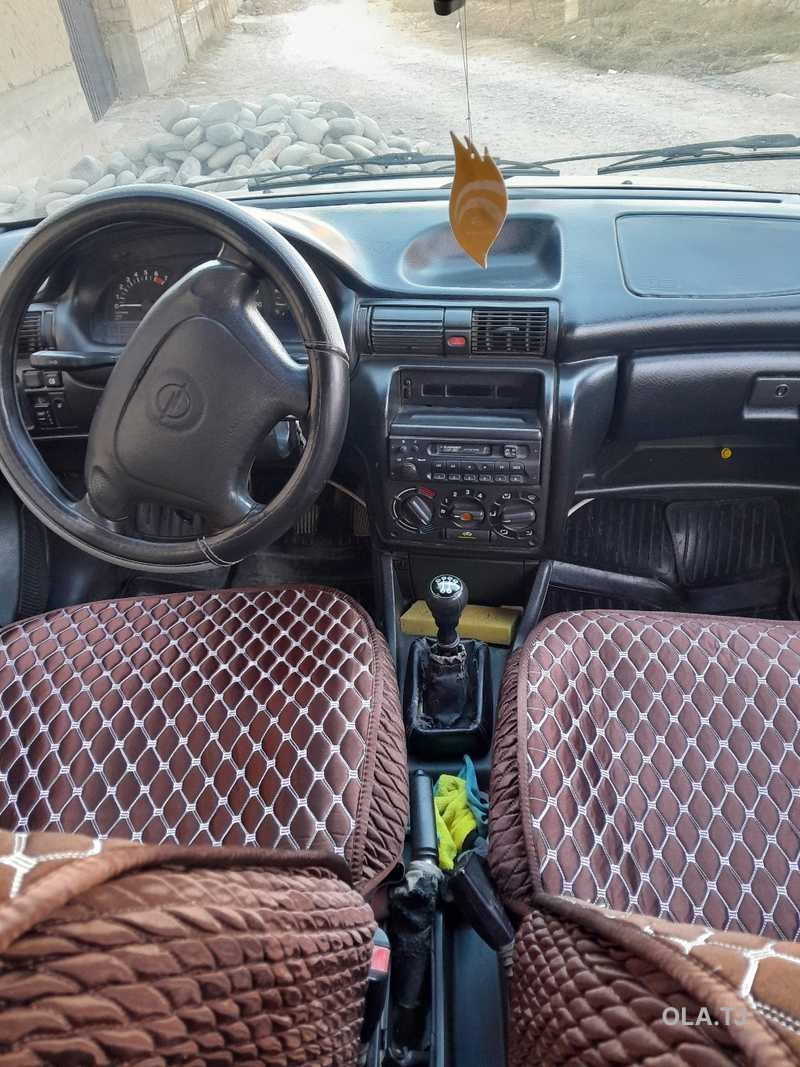 Opel Astra F,  1999