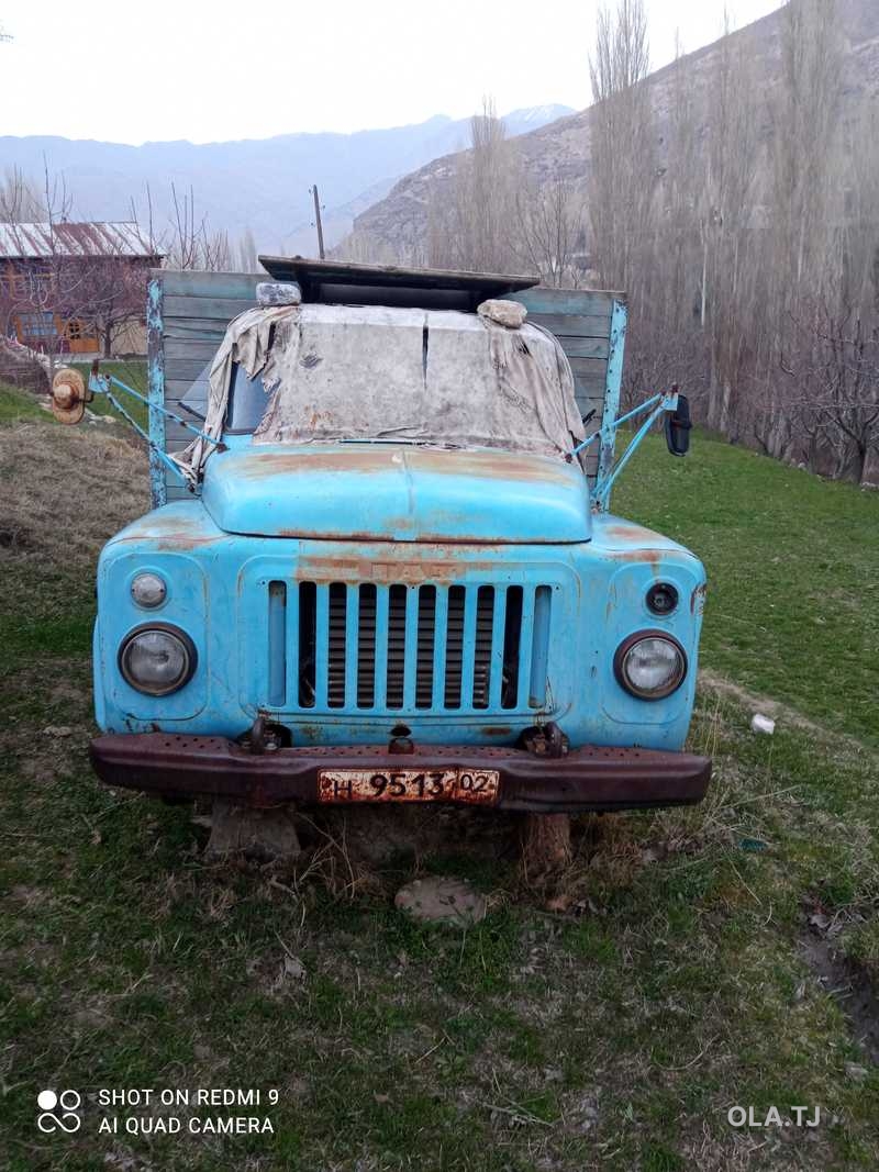 Бортовой грузовик Газ-52
