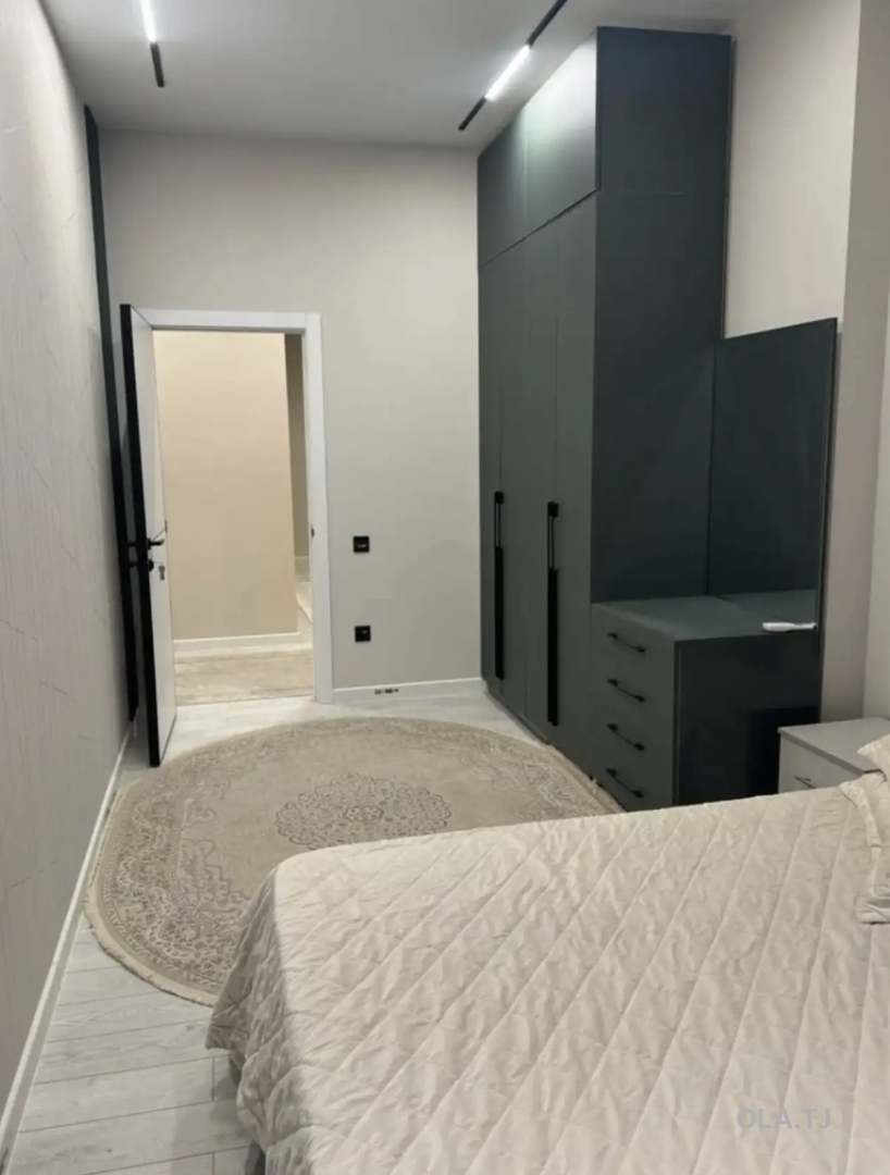 3 комнатная квартира, 16 этаж, 90 м²