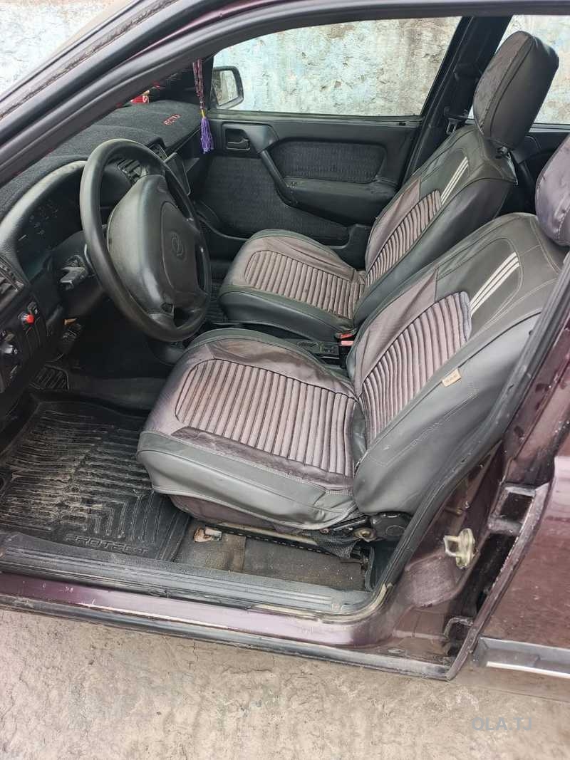 Opel Vectra A,  1994