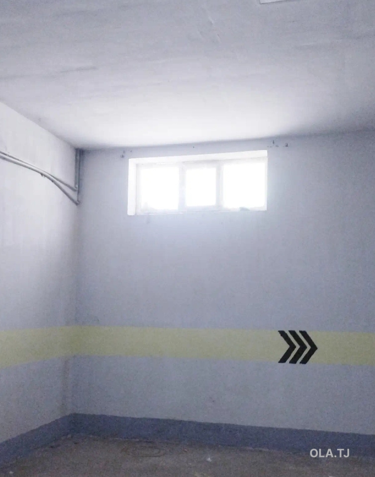 Помещение под магазин / салон, 800м², Глазной