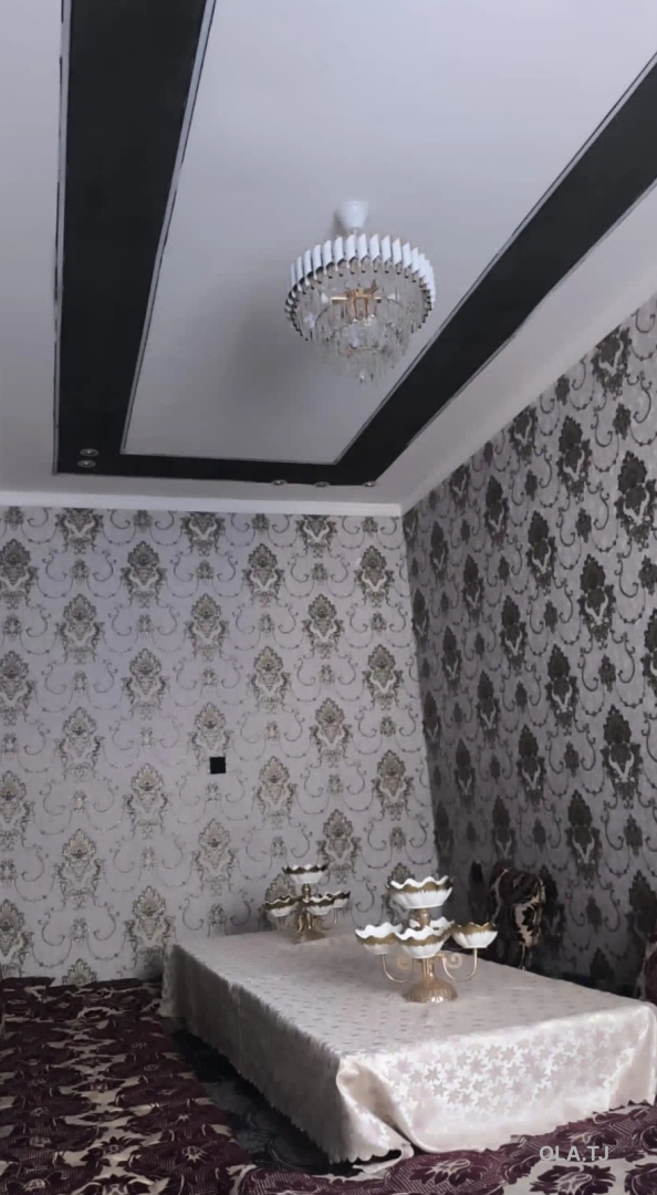 3 комнатная квартира, Цокольный этаж, 70 м²