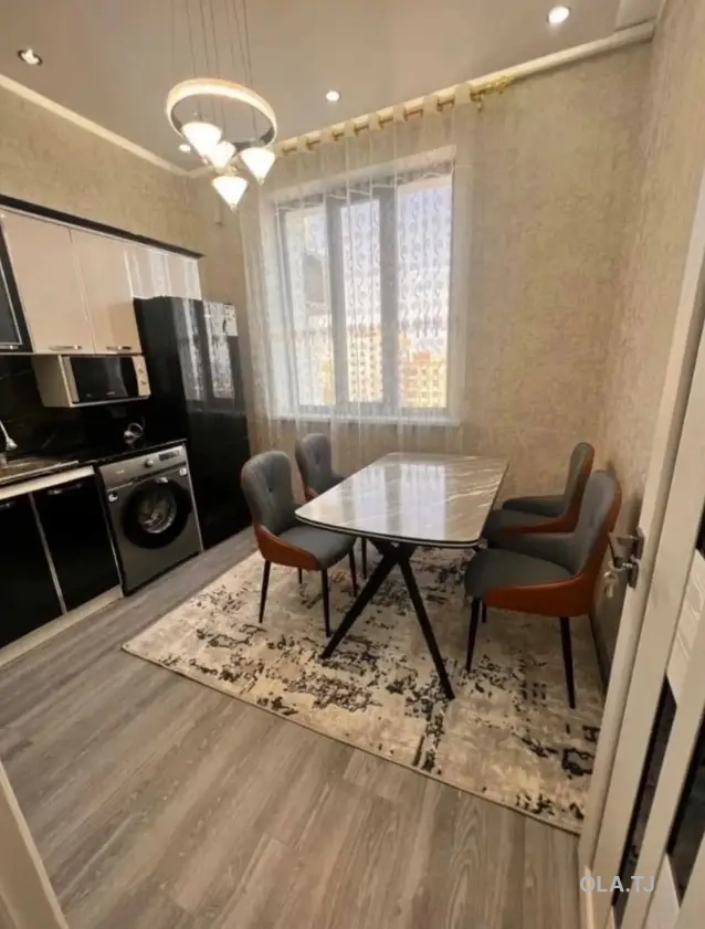 2 комнатная квартира, 8 этаж, 65 м²