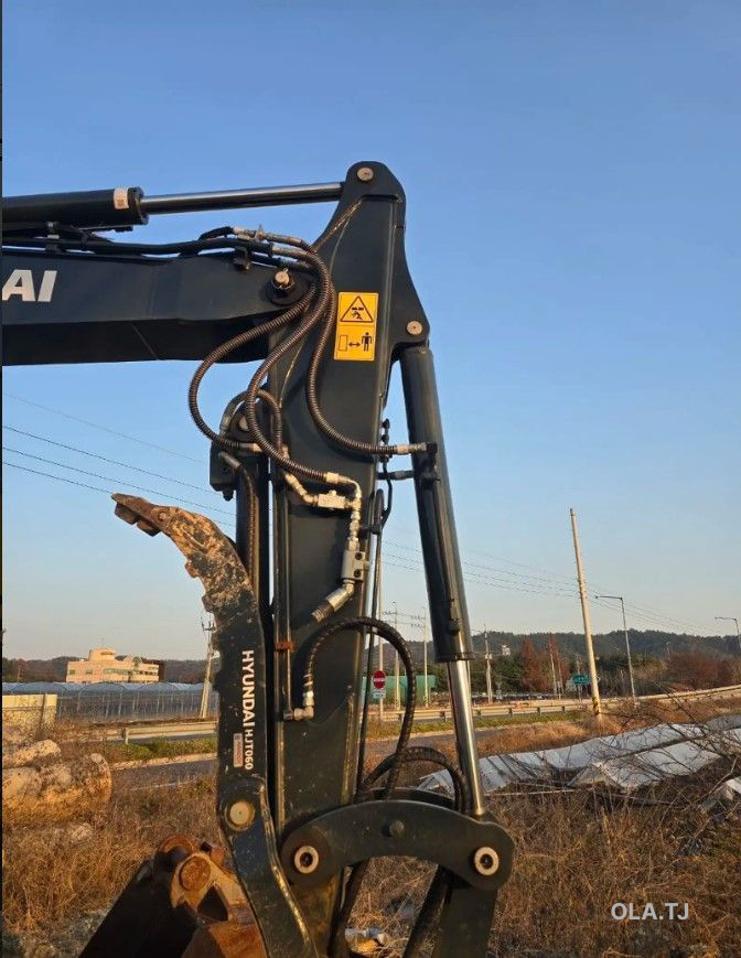 Экскаватор Hyundai HW65A
