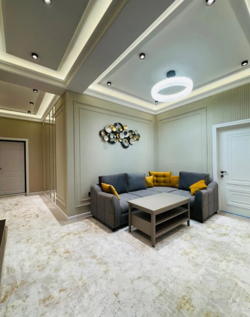 4 комнатная квартира, 3, 88 м²