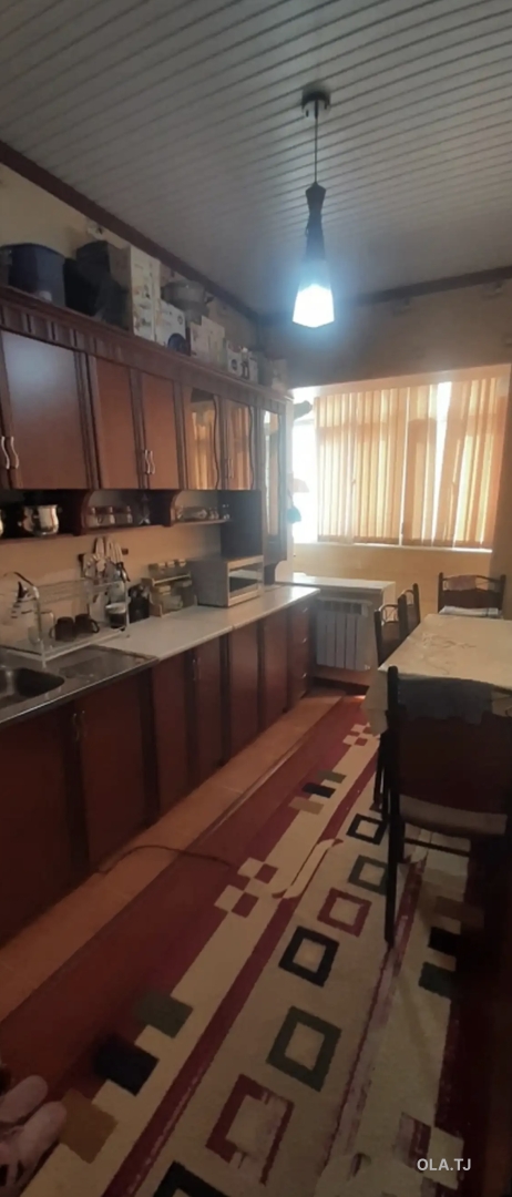3 комнатная квартира, 8 этаж, 80 м²