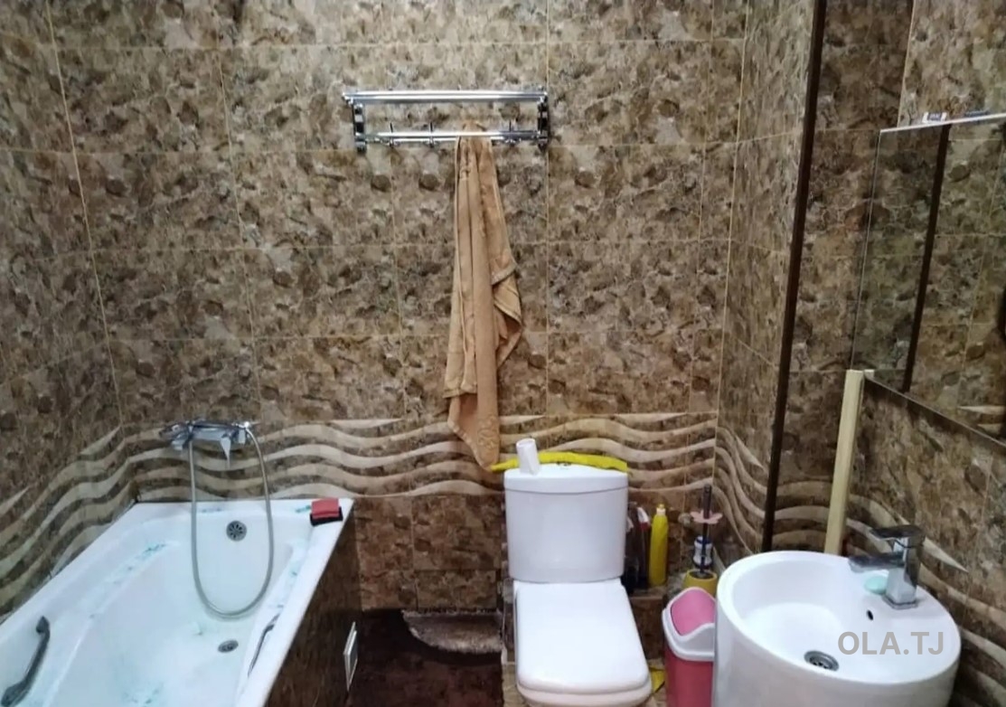 2 комнатная квартира, 2 этаж, 60 м²