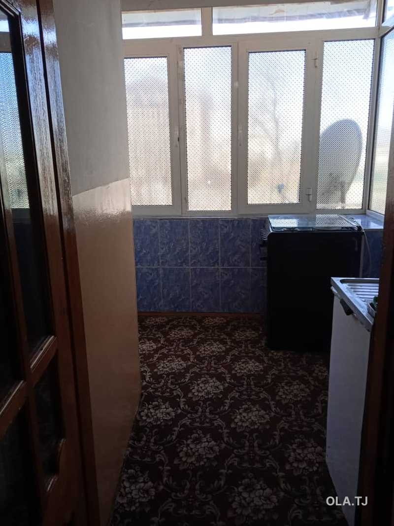 3 комнатная квартира, 3 этаж, 70 м²