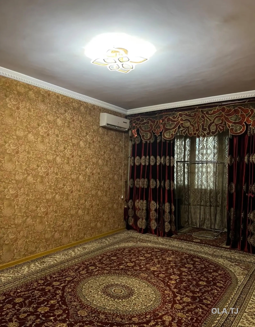 3 комнатная квартира, 2 этаж, 82 м²