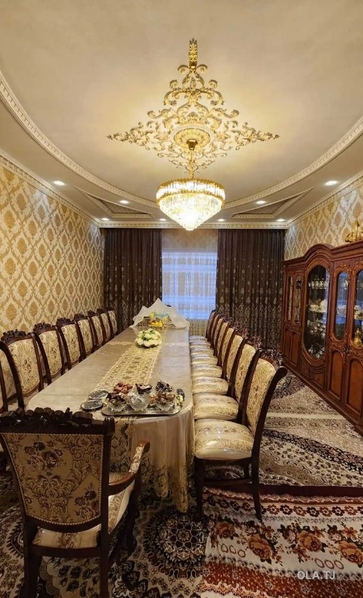 Дом (хавли), 7 комнат, 2 эт