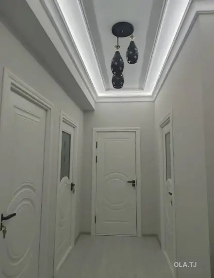 3 комнатная квартира, Цокольный этаж, 54 м²