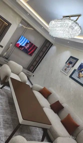 3 комнатная квартира, 8 этаж, 90 м²