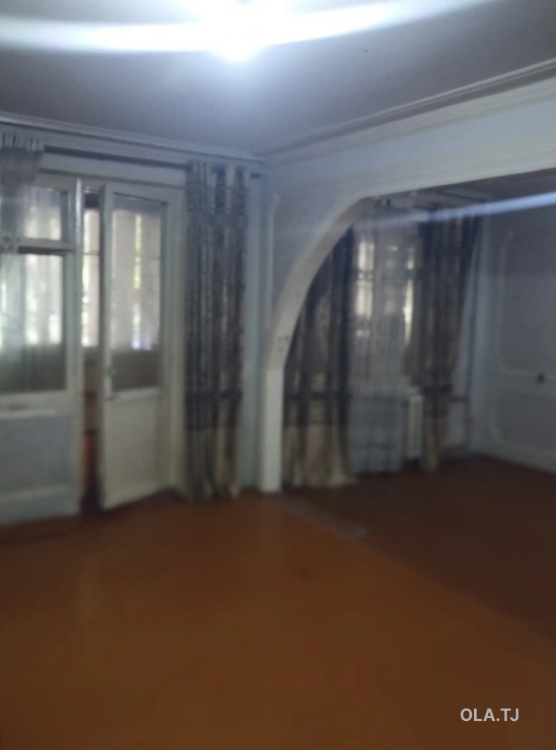 5 комнатная квартира, 1 этаж, 105 м²