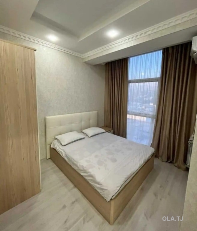 3 комнатная квартира, 10 этаж, 105 м²
