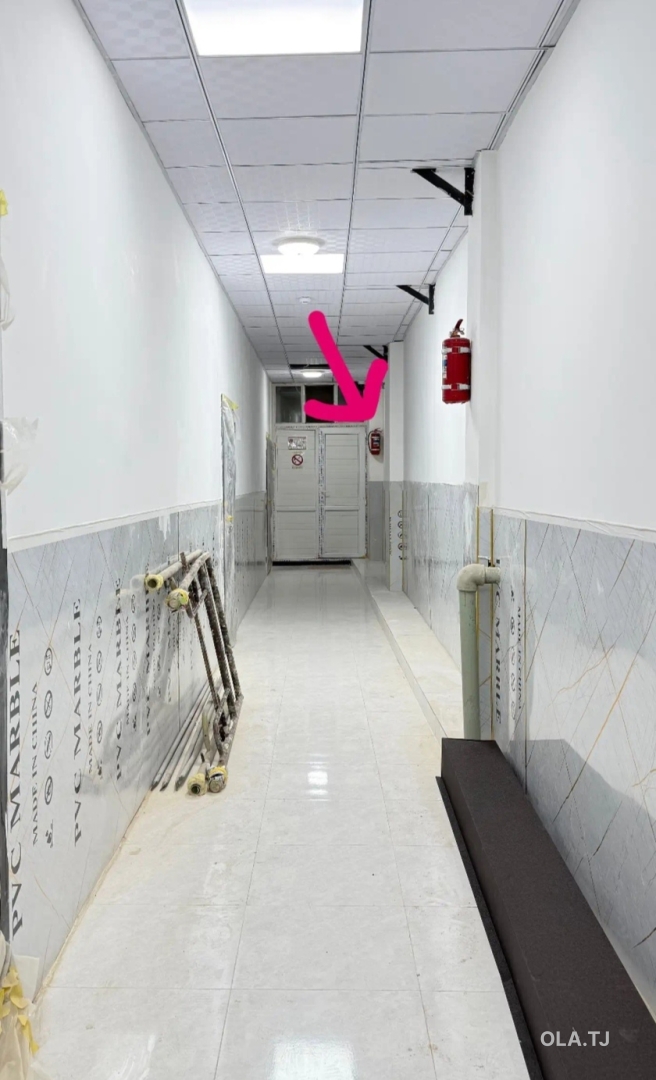 Офис в аренду, В бизнес-центре, 23 м²