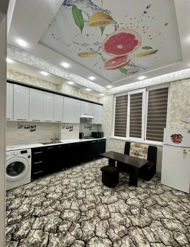 3 комнатная квартира, 2 этаж, 122м²