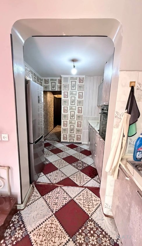 3 комнатная квартира, 1 этаж, 76 м²