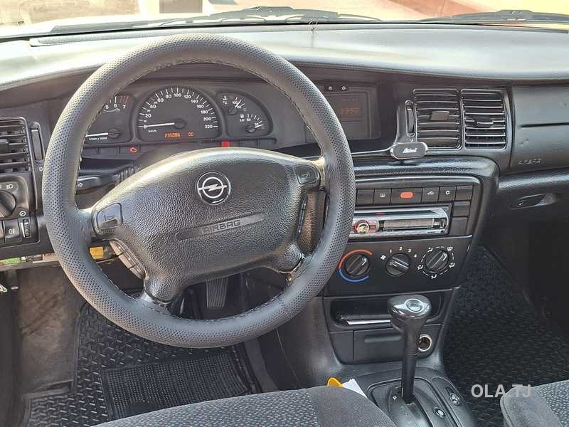 Opel Vectra B,  2001