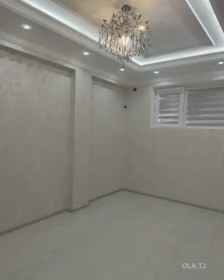 3 комнатная квартира, Цокольный этаж, 54 м²