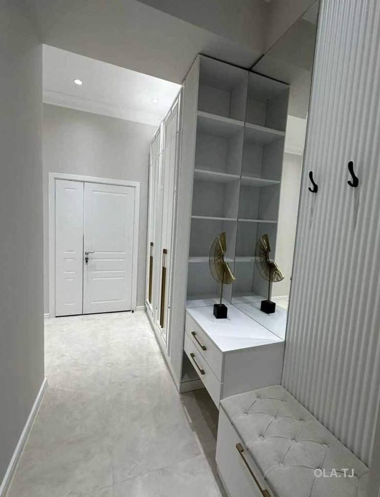 2 комнатная квартира, 17 этаж, 93 м²