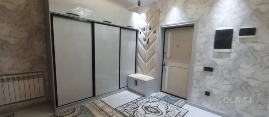 4 комнатная квартира, 8, 103 м²