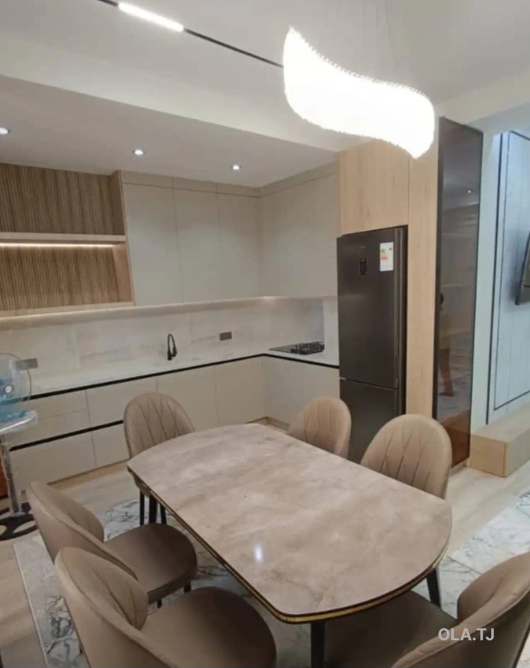 3 комнатная квартира, 5 этаж, 80 м²