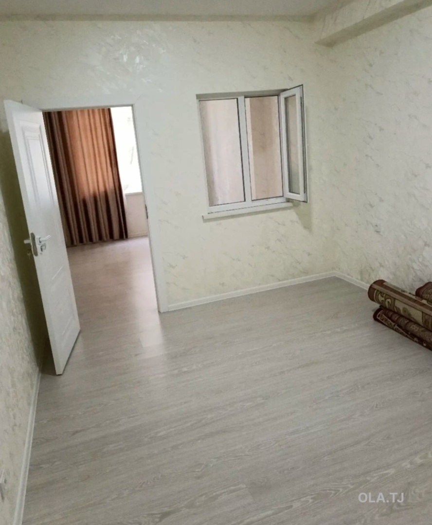 3 комнатная квартира, 8 этаж, 80 м²