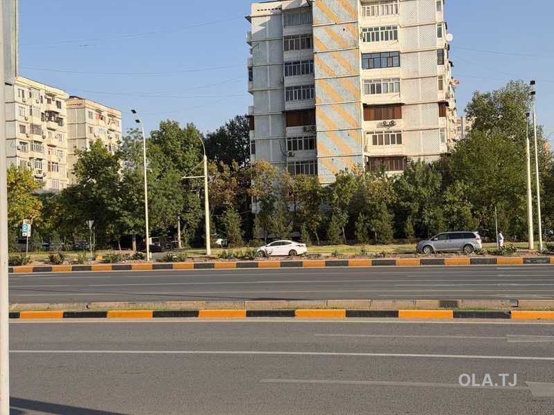 3 комнатная квартира, 2 этаж, 80 м²