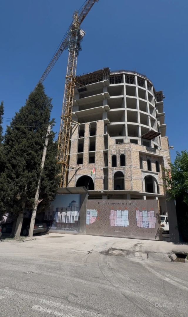 4 комнатная квартира, 10, 183 м²