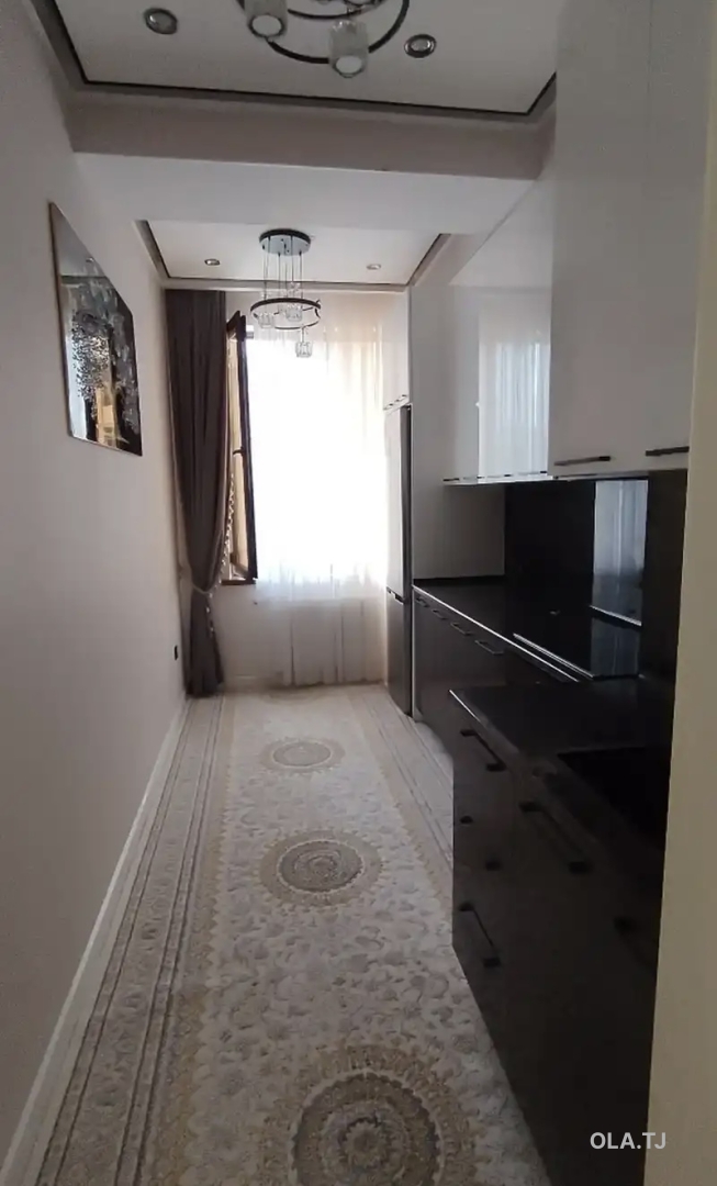 3 комнатная квартира, 8 этаж, 80 м²