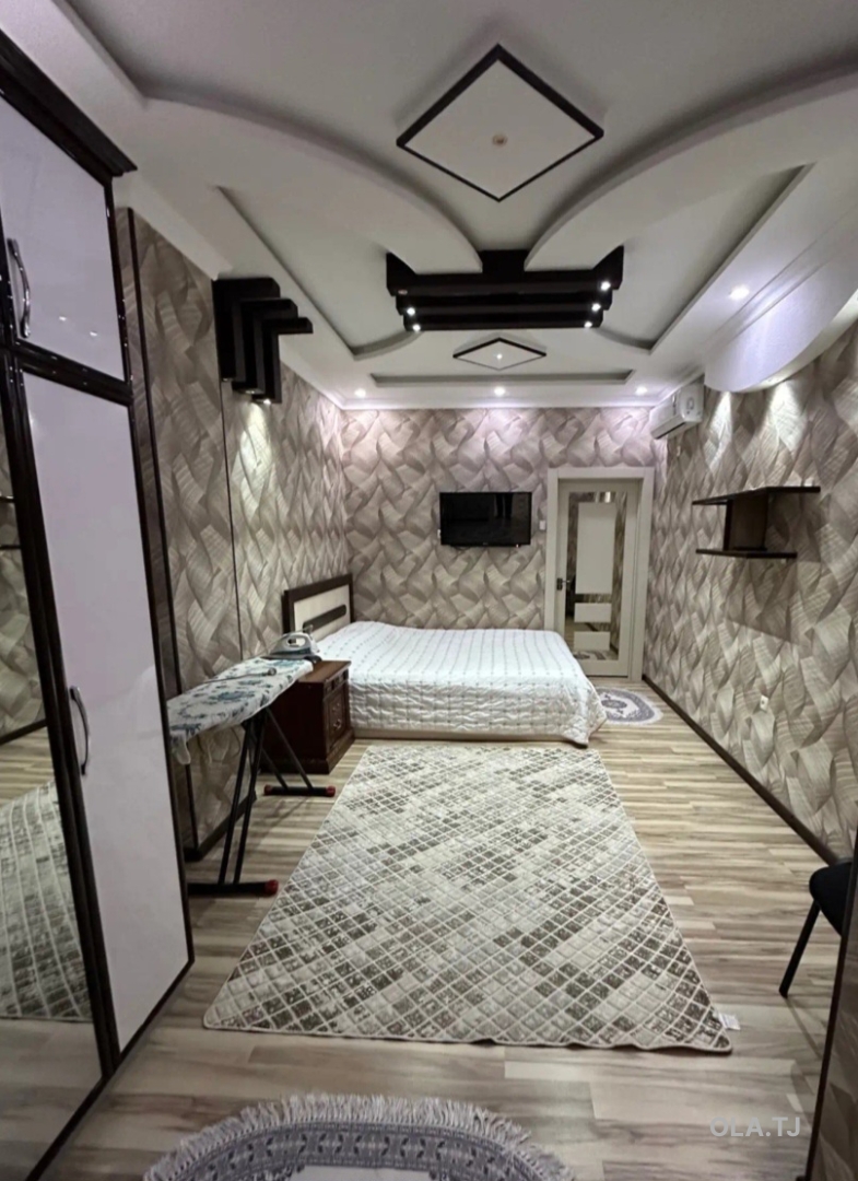 4 комнатная квартира, 11, 108 м²